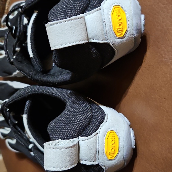 Vibram FiveFingers V-Run Retro Hiking Trail Barefoot Running Shoes Sneakers Gray - Picture 4 of 6
